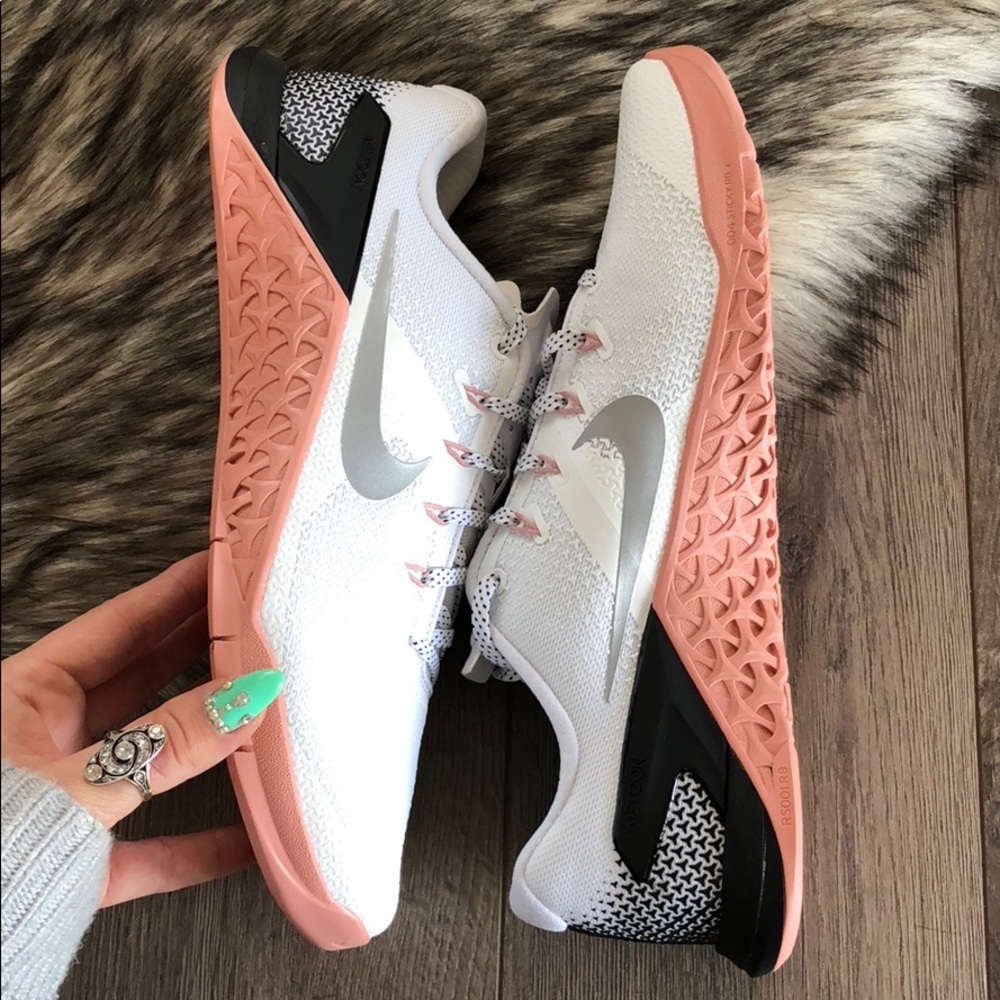 NWT🍬Nike metcon 4 - Picture 4 of 7